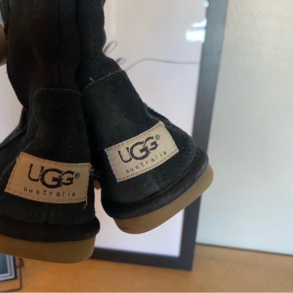 Black Canvas UGGS | 9 
Offers welcome
In good condition 
Comfy - Picture 2 of 5